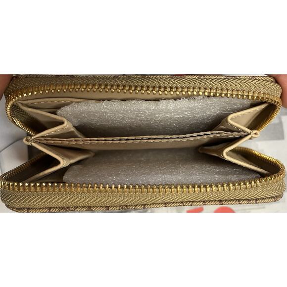 Set Of 2 Brand New Guess Wallets With Tags. White With Gold Logo, Brown W/Gold - Picture 4 of 6